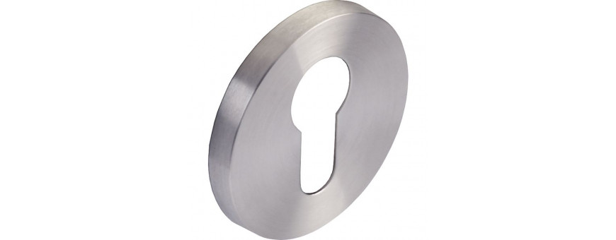 Garniture de porte et fenetre